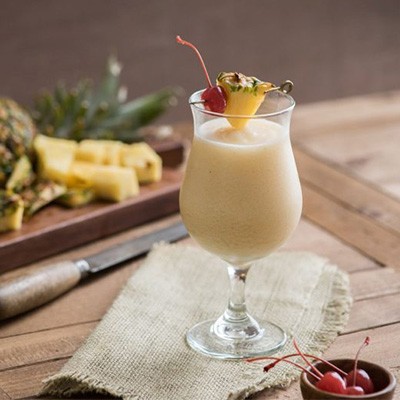 Piña Colada con guarnizione