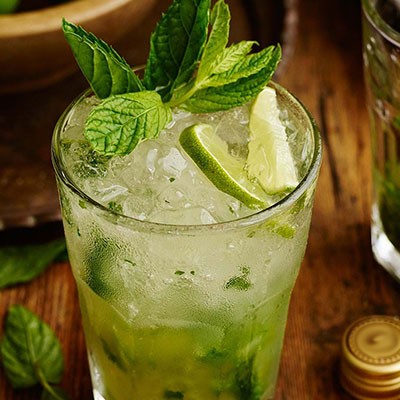 bicchiere con mojito