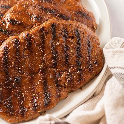 Fettine di seitan alla griglia al rosmarino