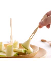 Forchettine di legno per aperitivo con frutta