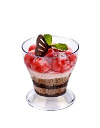 Bicchierini monoporzione Cup 150ml con dessert stratificato e lamponi