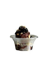 Coppette di plastica trasparente con gelato